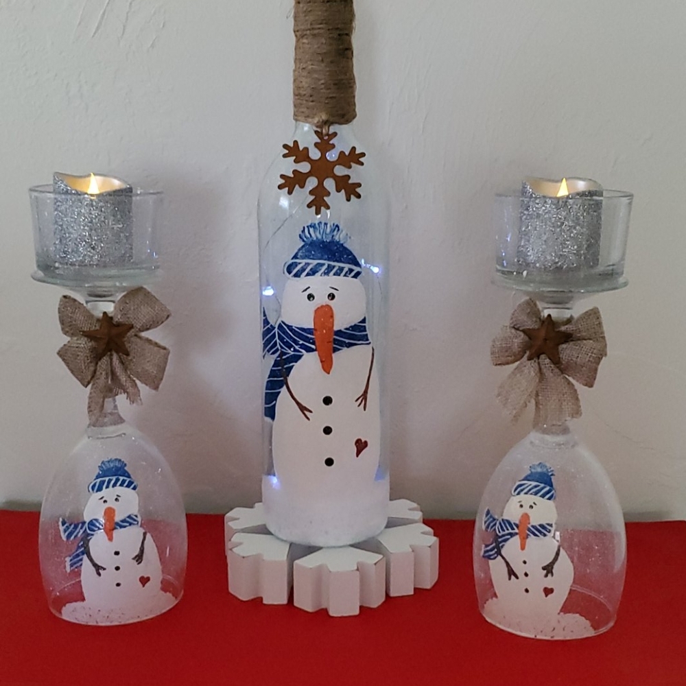 Snowman wine bottle w 2 wine glass votive holders